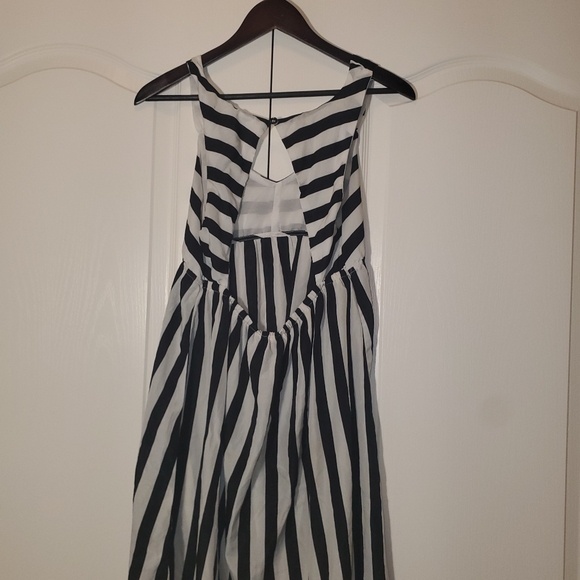 Beetlejuice, Beetlejuice, Beetlejuice! - Picture 2 of 2